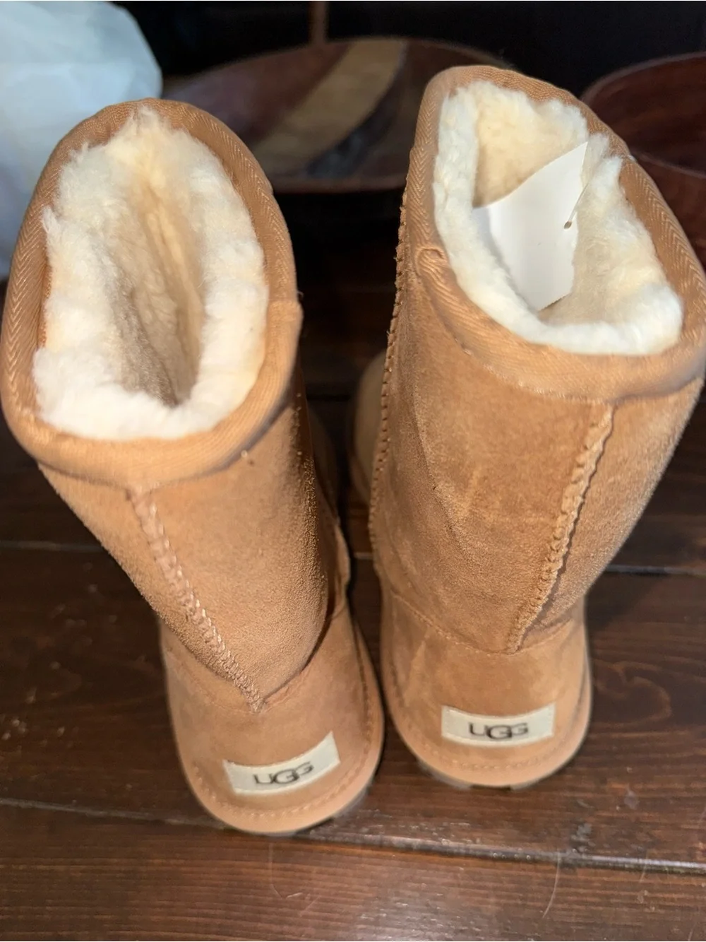 UGG Classic Short Boot - Chestnut Brown